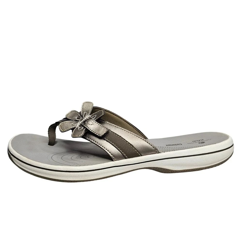 Clarks Cloudsteppers Women 10 Pewter Arla Glitz Flip Flop Sandals Floral